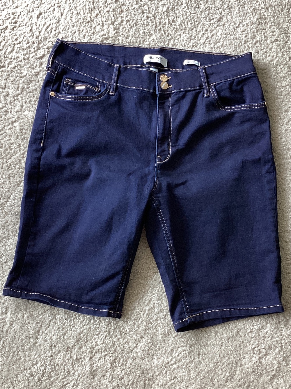 Nine West Dark Blue Stretch Denim Shorts - 16 W